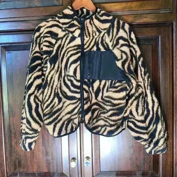 Love Fire Los Angeles Ballon Sleeves Sherpal Jacket S/P Black Orange - Picture 2 of 10